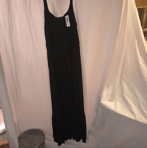 Torrid Black Maxi Dress - Picture 2 of 11